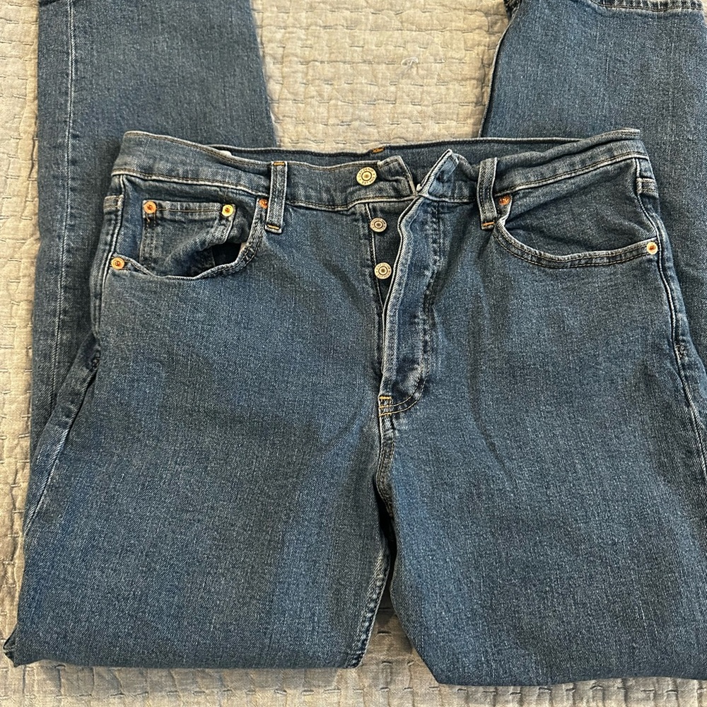 GAP Women's Cheeky Straight High Rise Blue Jeans, cropped fit
